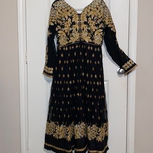 Black and gold 3 price Pakistani dress. Size M (40).